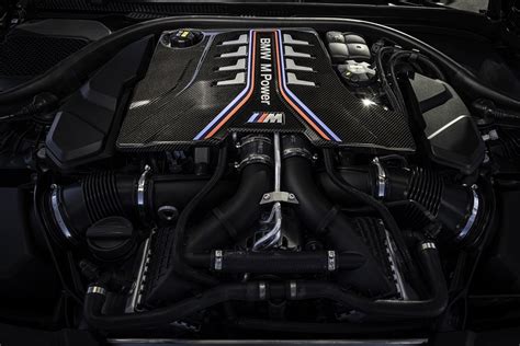 Motore BMW M5 CS V8