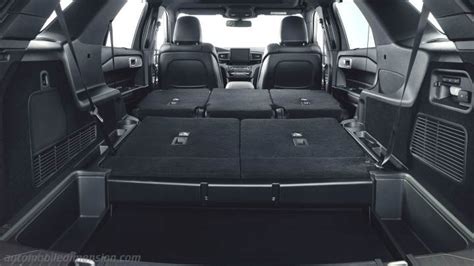 Ford Explorer bagagliaio