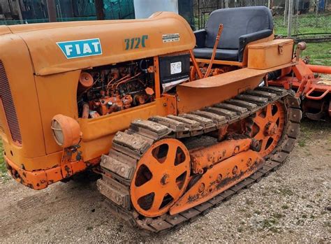 Trattore cingolato Fiat 700C
