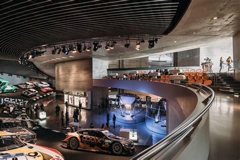 Museo Mercedes-Benz interno