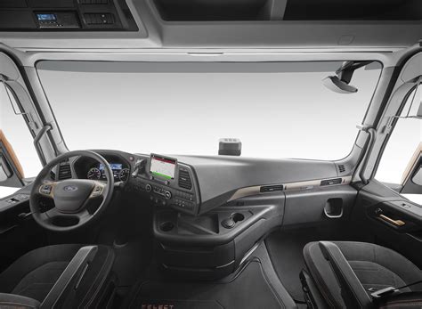 Interni della cabina Ford F-MAX