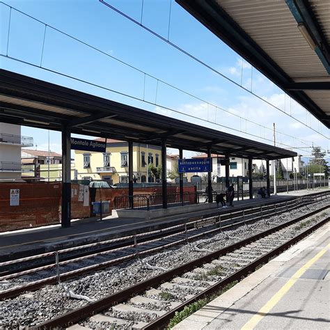 Stazione ferroviaria di Caltagirone