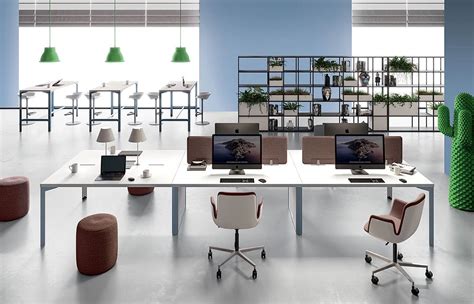 ufficio con postazioni flessibili e aree relax