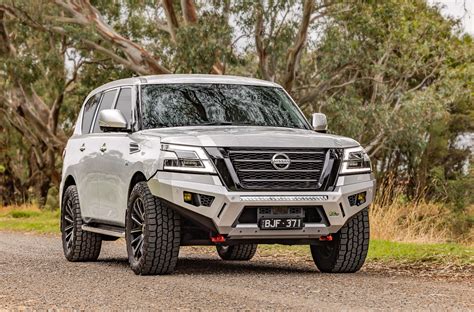 Nissan Patrol con allestimento raid