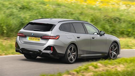 BMW i5 Touring con allestimento M Sport