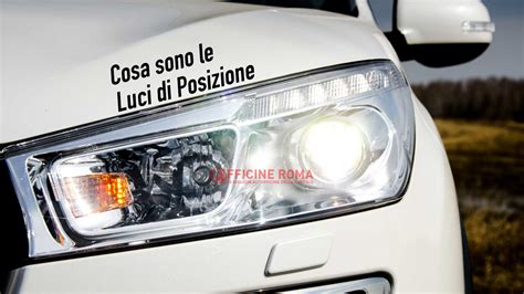 Opel Astra H frontale con luci di posizione accese