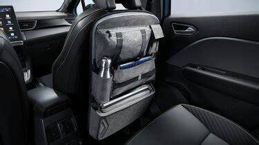 Accessori interni Renault Symbioz: organizer e bracciolo