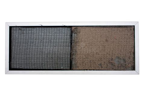 Filtro antipolline sporco e pulito a confronto