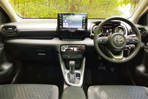 Toyota Yaris dashboard layout