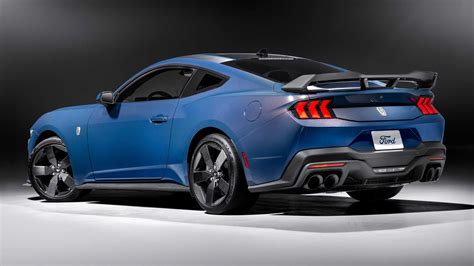 Ford Mustang Dark Horse
