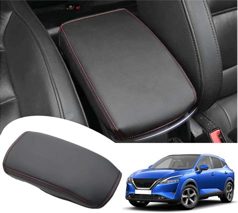 Nissan Qashqai 2 con diverse opzioni di accessori