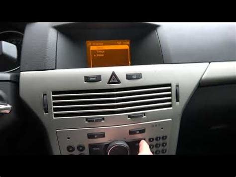 Schermata del computer di bordo Opel Astra J