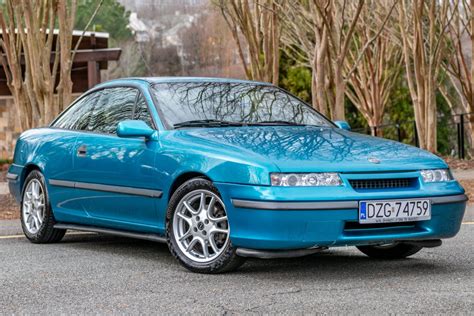Opel Calibra storica in evidenza