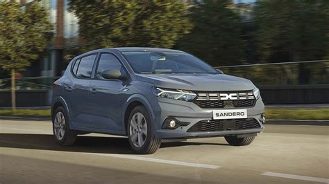 Dacia Sandero esterna