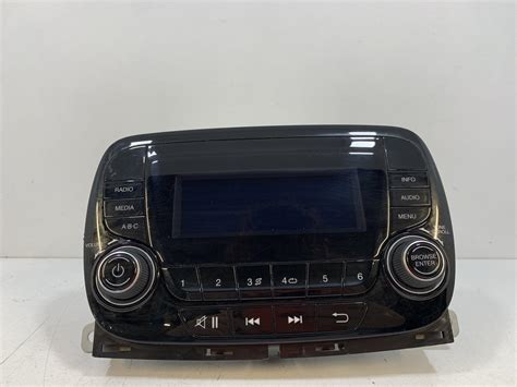Autoradio originale Fiat 500 cruscotto