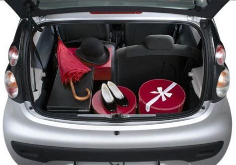 Citroen C1 bagagliaio aperto