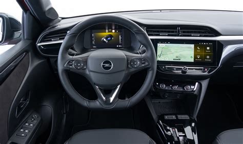 Cruscotto digitale della Opel Corsa GS Line in modalità sportiva