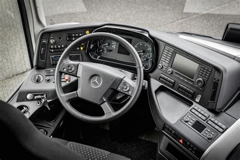 Cockpit del Mercedes Tourismo Euro VI