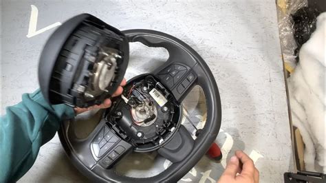 Schema smontaggio airbag volante auto