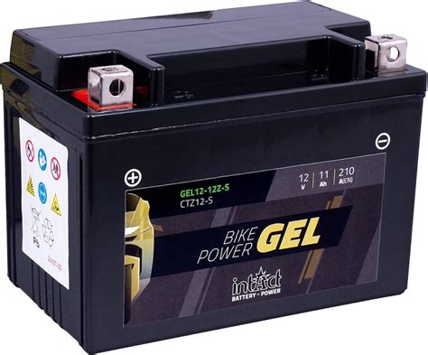 Batteria moto con terminali puliti