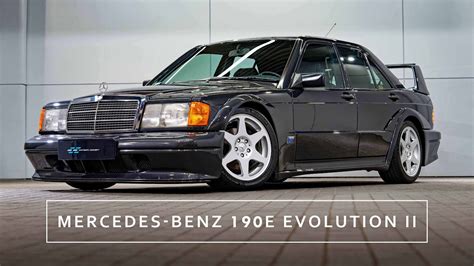 Dettaglio del motore Mercedes-Benz M102E25/2 della 190 Evolution II
