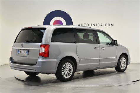 Lancia Voyager 7 posti