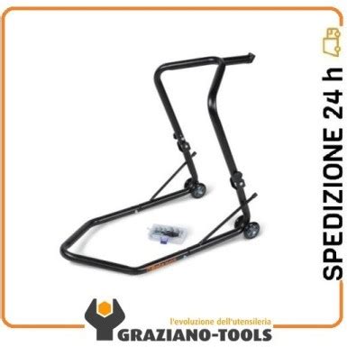 Cavalletto per cannotto di sterzo in azione