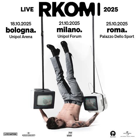 Rkomi in concerto