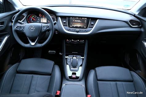 Opel Grandland X Interior