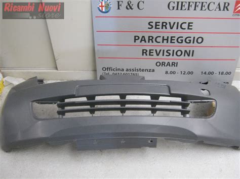 Diagramma esploso paraurti Nissan Micra K12