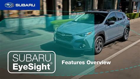 Interno di un'auto Subaru con il sistema EyeSight attivo sul display