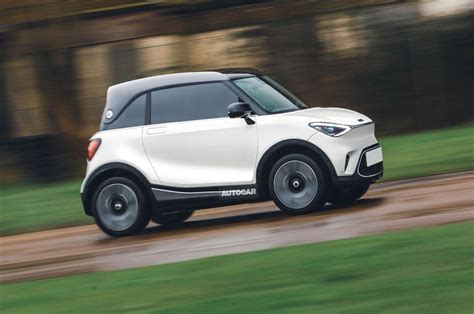 Smart ForTwo con bicicletta sul tetto