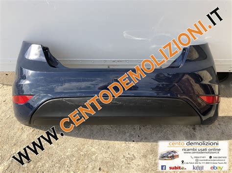 Ford Fiesta paraurti posteriore graffiato