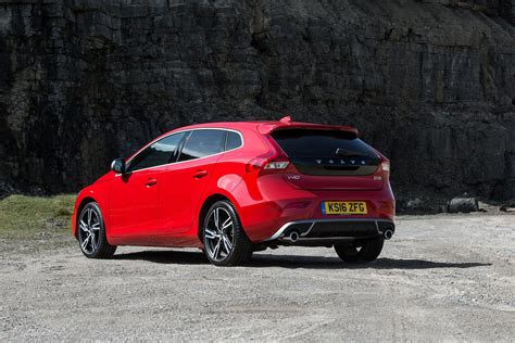 Volvo V40 D2