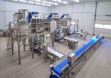 Linea di assemblaggio e confezionamento di iniettori a penna