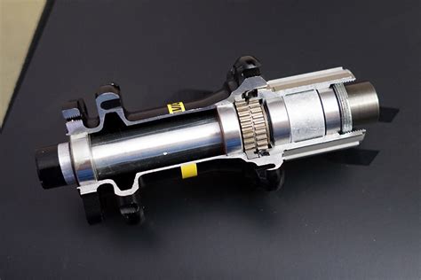Dettaglio mozzo Infinity con sistema ID360