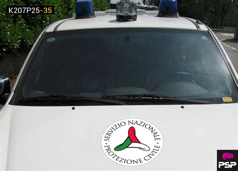Adesivo rifrangente su veicolo