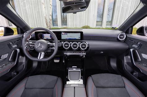 Mercedes Classe A interni spaziosi
