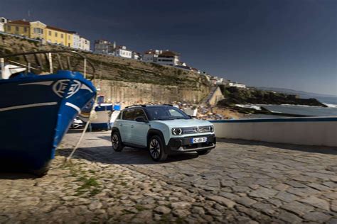 Autonomia e tempi di ricarica della Renault 4 E-Tech Electric