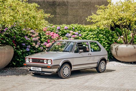 Volkswagen Golf GTI Mk1 dettaglio mascherina