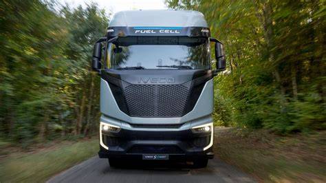 IVECO S-eWay in ricarica