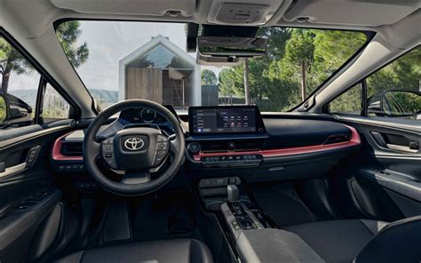 interno Toyota Prius Plug-in