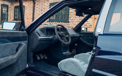 Dettaglio degli interni della Lancia Delta Integrale Futurista