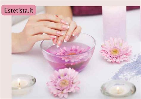 Oli naturali per la cura delle unghie