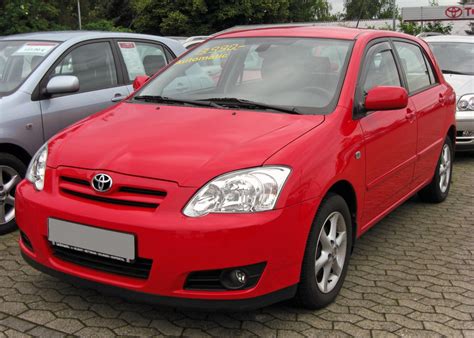 Toyota Corolla IX (E120, E130) Berlina