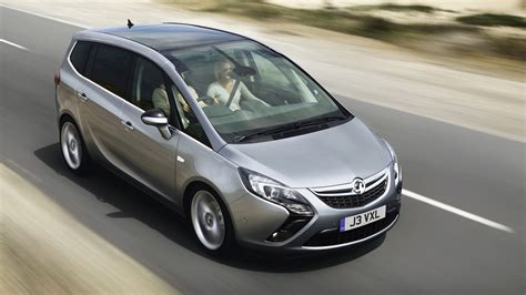 Opel Zafira Tourer 2014 panoramica