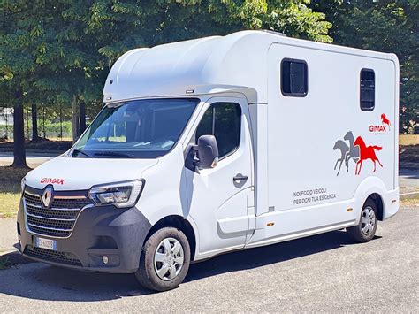 Renault Master con accessori per il trasporto