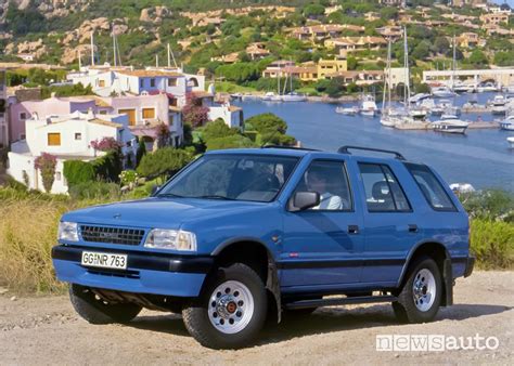 Opel Frontera in fuoristrada