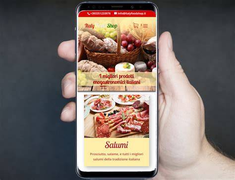 Interfaccia sito e-commerce con prodotti e ricerca