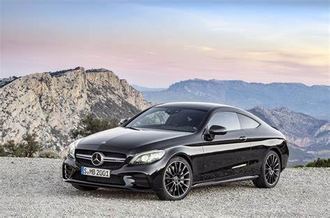 Mercedes-AMG Classe C Coupé su strada